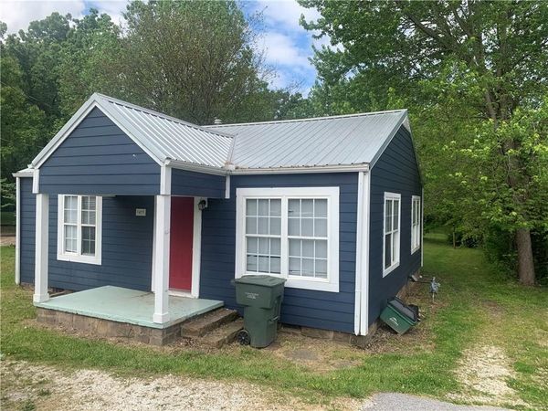 1433 N Garland Avenue , Fayetteville, AR 72703