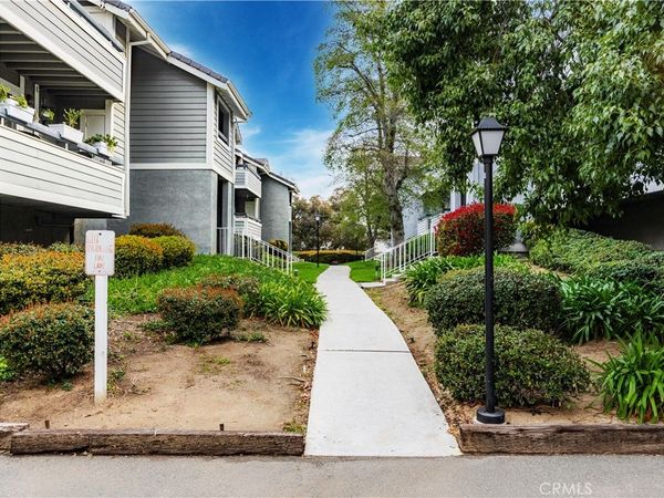 26962 Flo Lane, Unit 328, Canyon Country, CA 91351