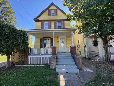 1705 Niagara Street , Niagara Falls, NY 14303