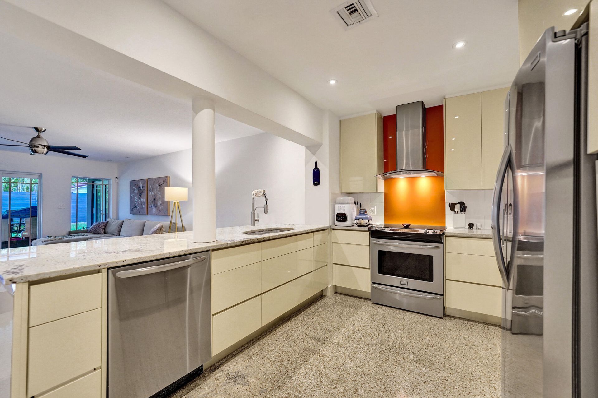 929 SW 18th Court, Fort Lauderdale, FL 33315 Photo