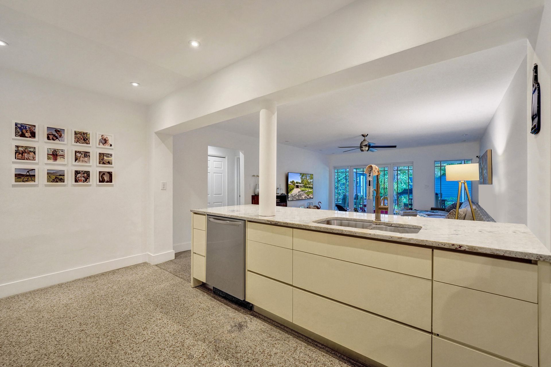 929 SW 18th Court, Fort Lauderdale, FL 33315 Photo