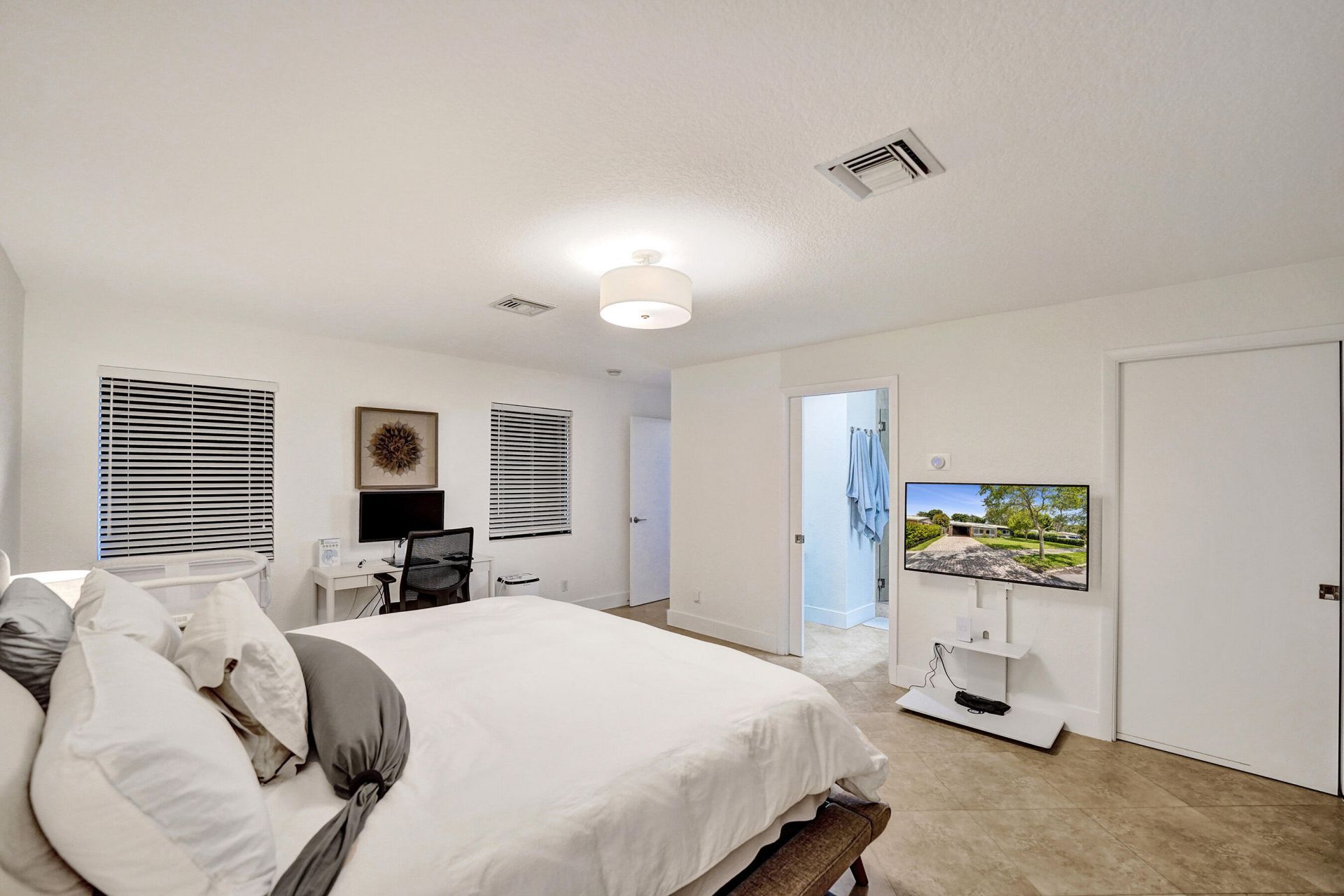 929 SW 18th Court, Fort Lauderdale, FL 33315 Photo