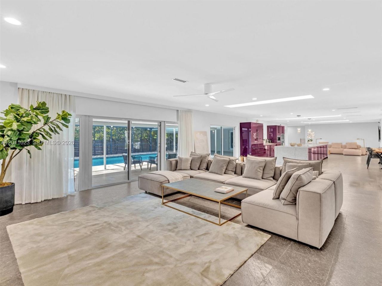 840 S Southlake Dr , Hollywood, FL 33019 Photo
