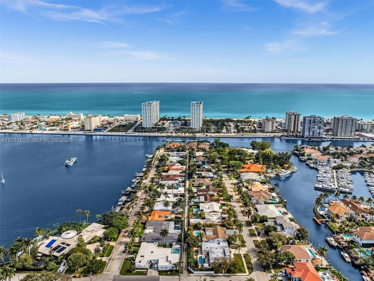 840 S Southlake Dr , Hollywood, FL 33019 Photo