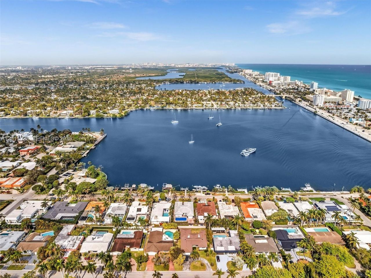 840 S Southlake Dr , Hollywood, FL 33019 Photo