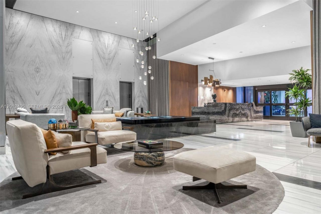 1100 Biscayne Blvd, Unit 5702, Miami, FL 33132 Photo