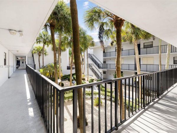 10825 SW 112th Ave , Unit 213, Miami, FL 33176