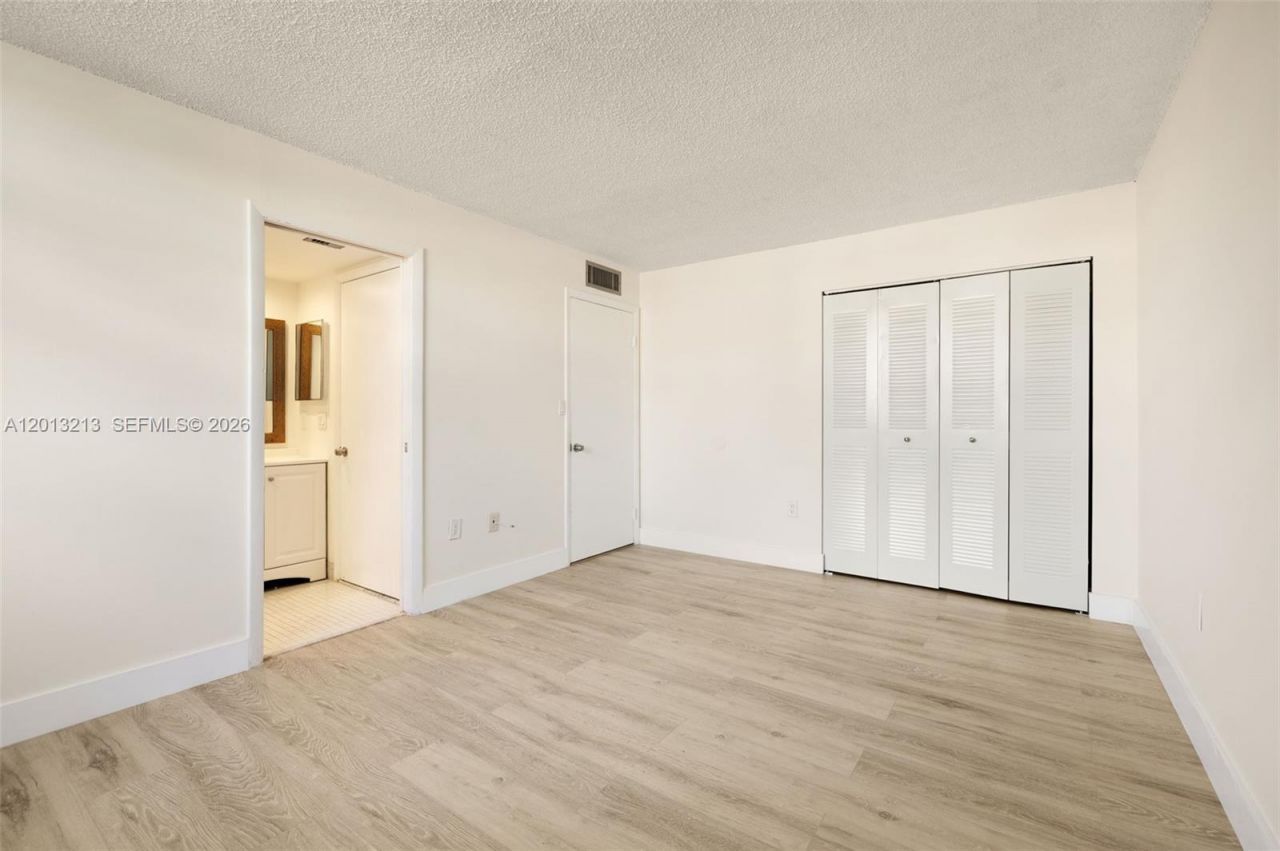 10825 SW 112th Ave , Unit 213, Miami, FL 33176 Photo