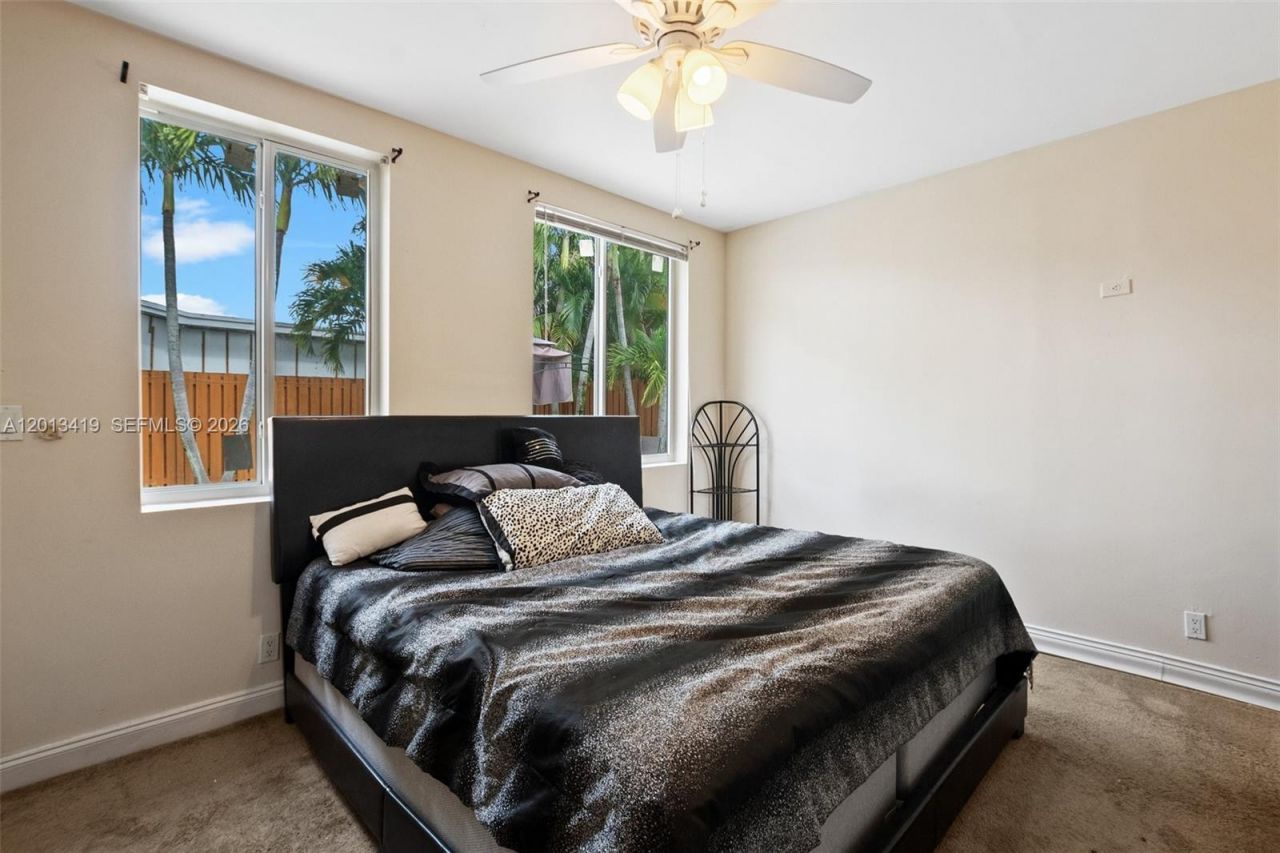 2251 NW 87th Ave, Unit 2251, Pembroke Pines, FL 33024 Photo