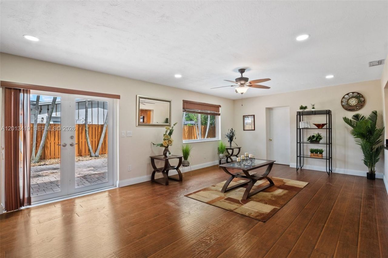 2251 NW 87th Ave, Unit 2251, Pembroke Pines, FL 33024 Photo