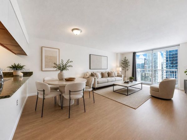 1200 Brickell Bay Dr , Unit 3122, Miami, FL 33131