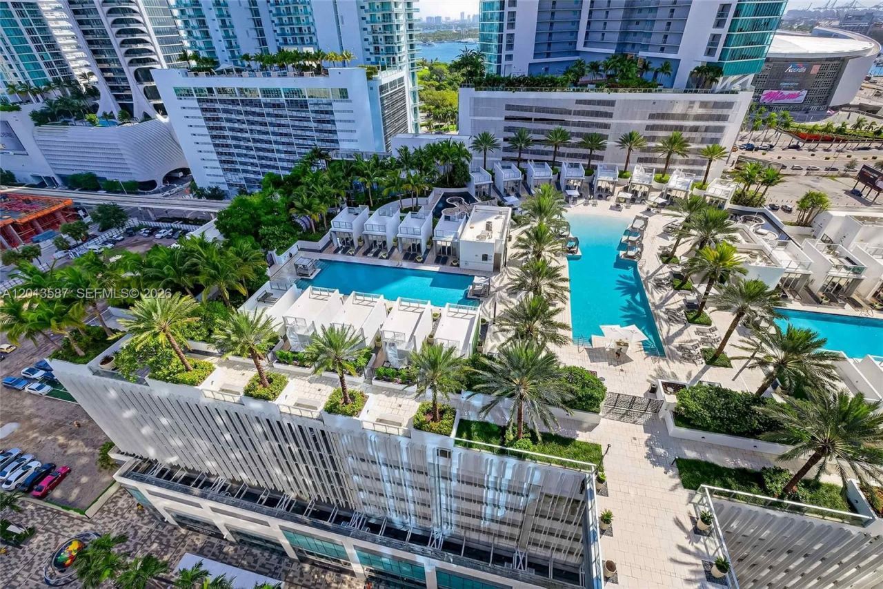 851 NE 1st Ave, Unit 1603, Miami, FL 33132 Photo