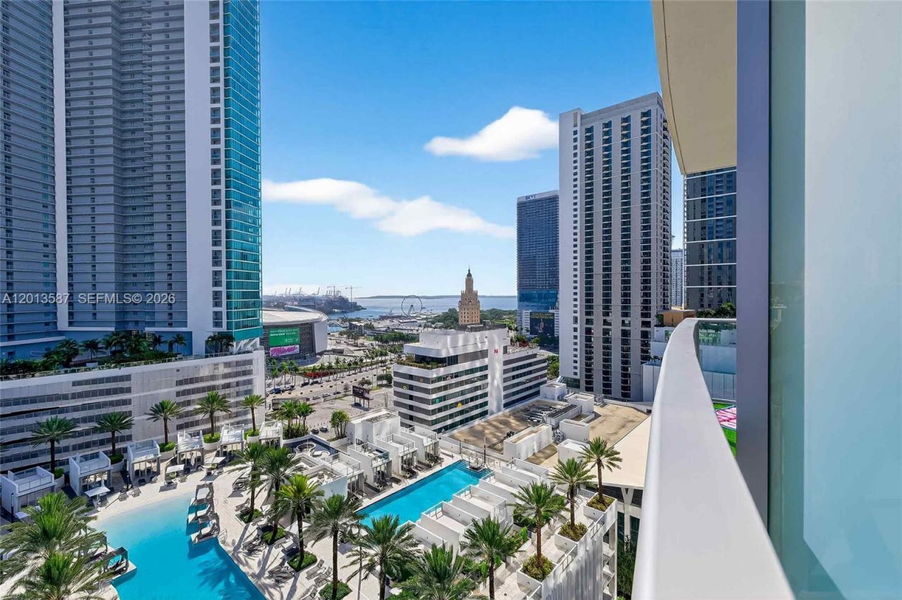 851 NE 1st Ave, Unit 1603, Miami, FL 33132 Photo