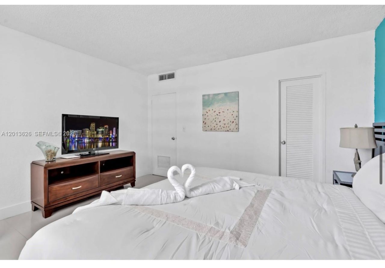 4001 S Ocean Dr , Unit 7B, Hollywood, FL 33019 Photo