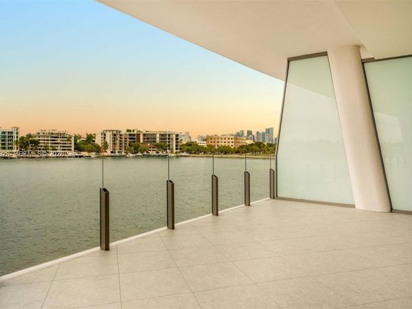 5 Grove Isle Dr , Unit S302, Coconut Grove, FL 33133