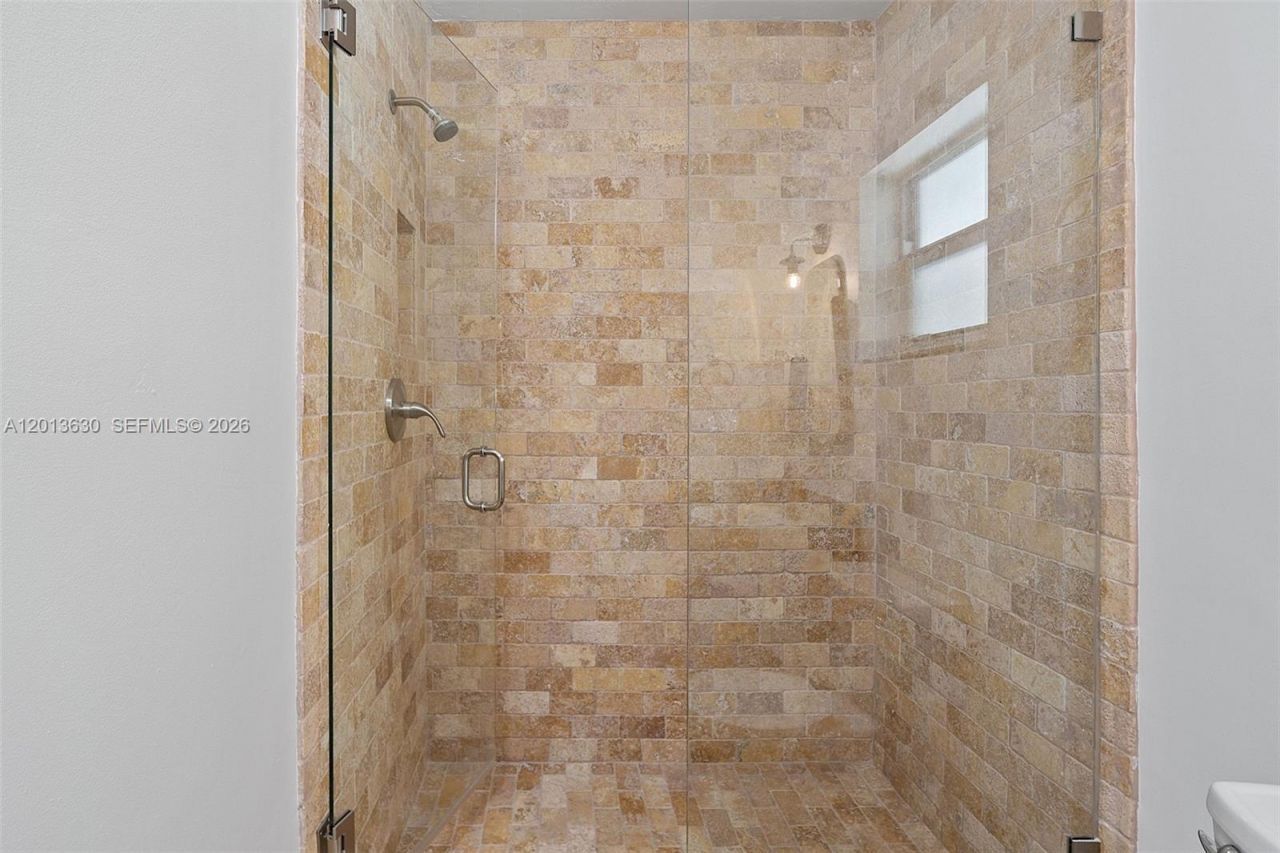8745 SW 182nd Ter , Palmetto Bay, FL 33157 Photo