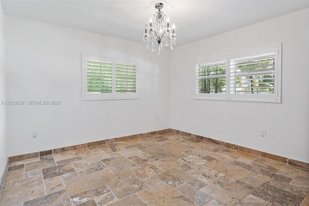 8745 SW 182nd Ter , Palmetto Bay, FL 33157 Photo