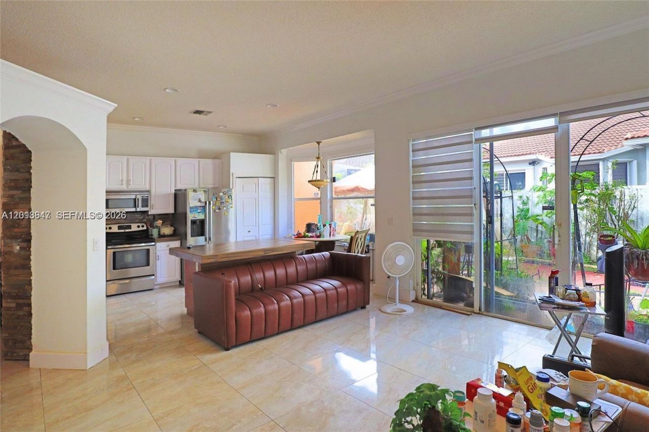 13463 SW 27th St , Miramar, FL 33027 Photo