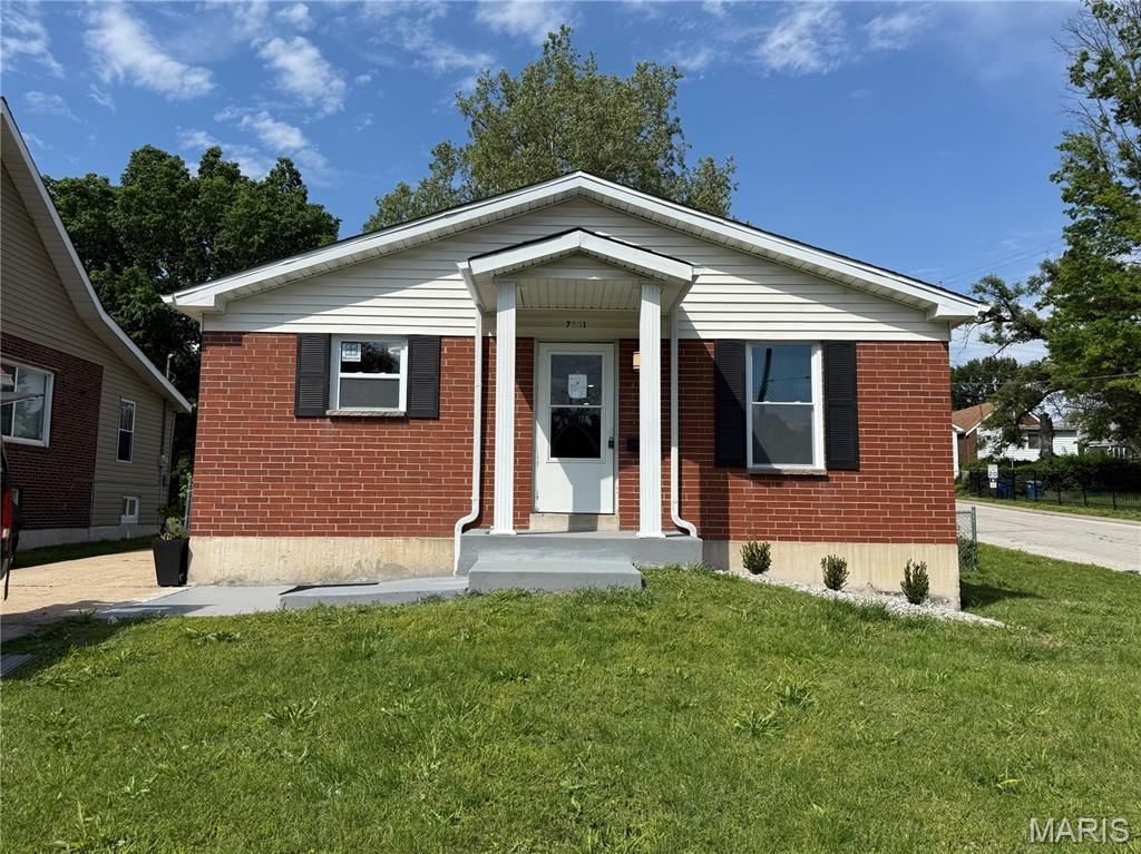 7101 Lexington Avenue , Saint Louis, MO 63121 Main Photo