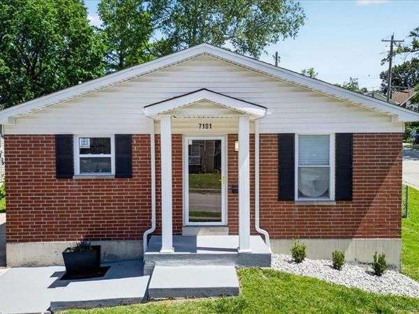 7101 Lexington Avenue, St Louis, MO 63121