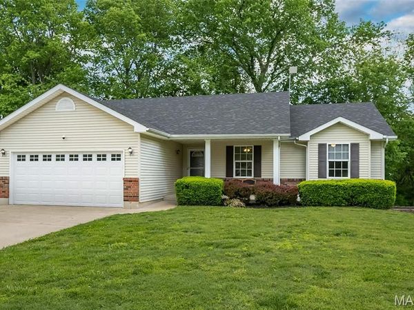 344 Fourbush Court , Winfield, MO 63389