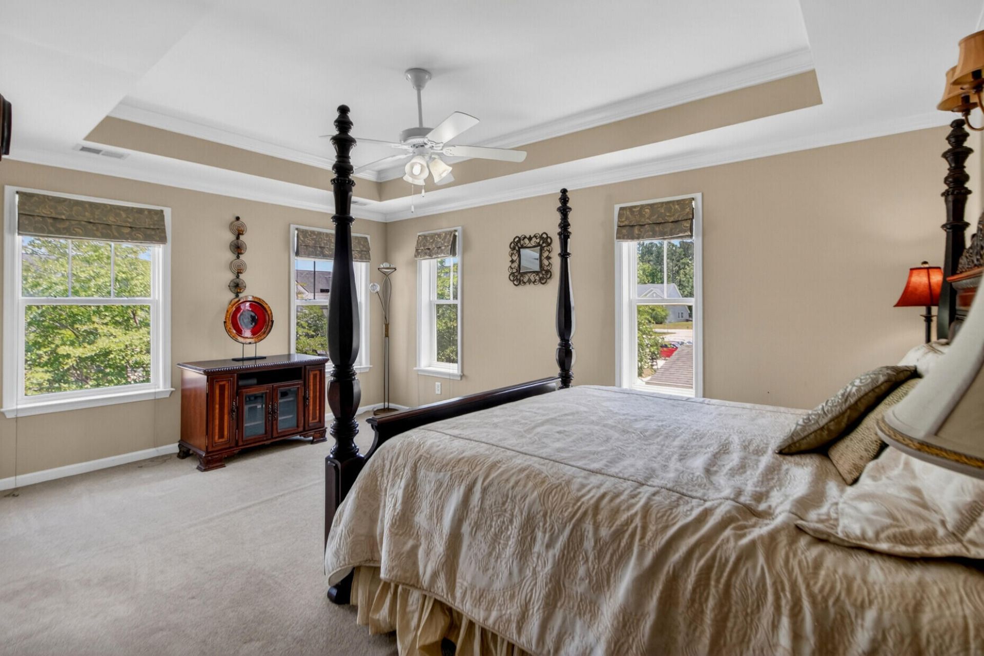 138 Kirkland Street Photo 13