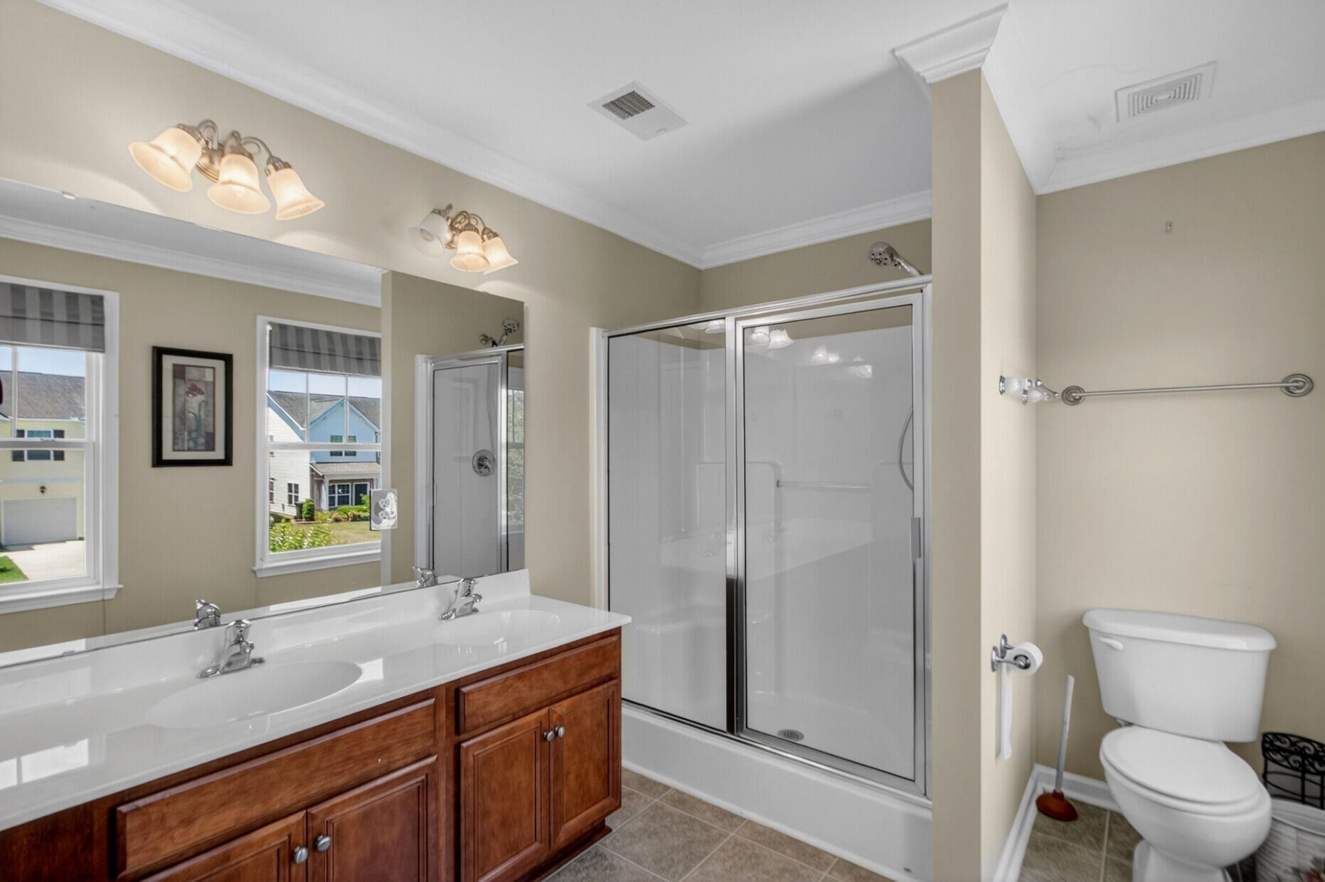 138 Kirkland Street Photo 15