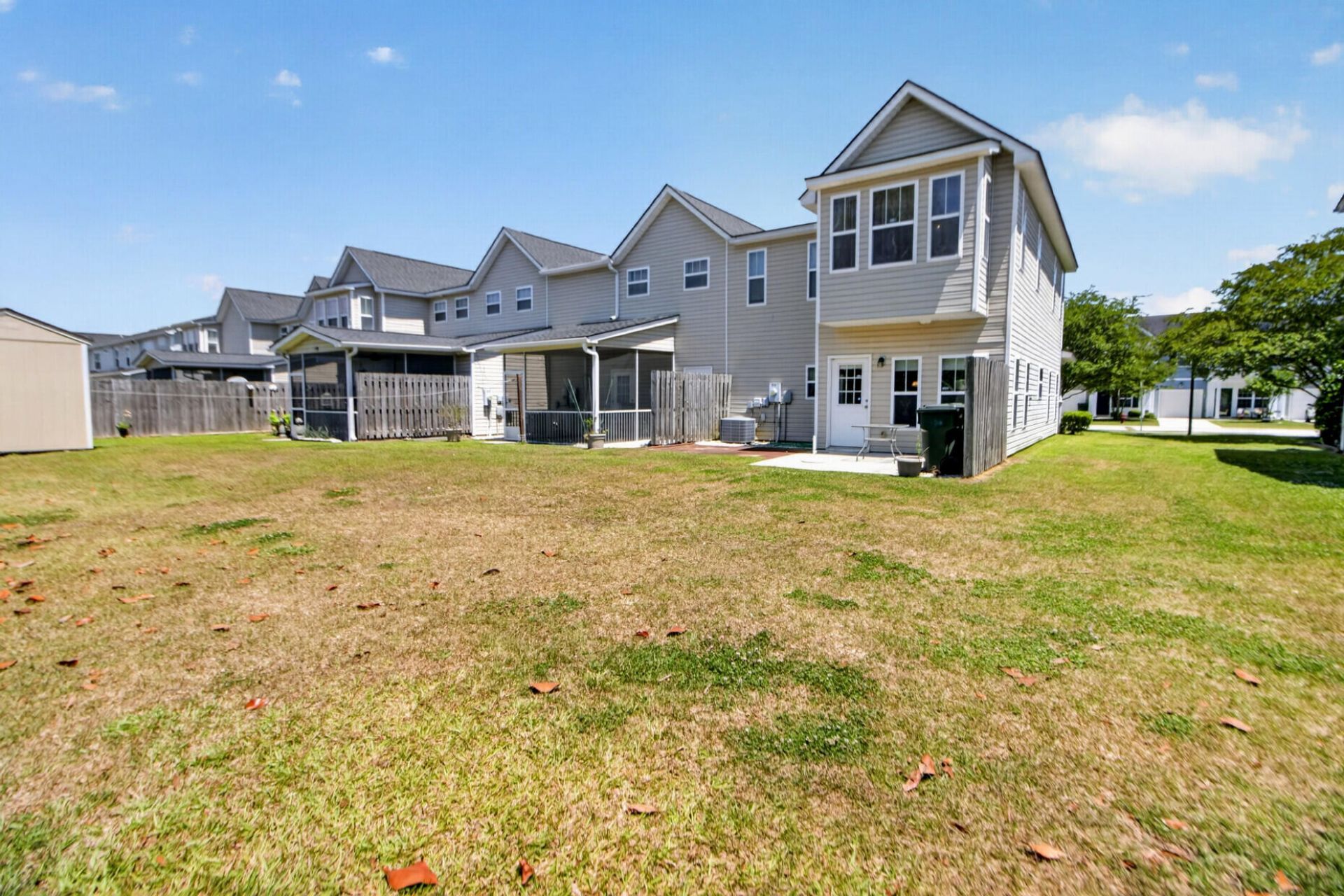138 Kirkland Street Photo 26