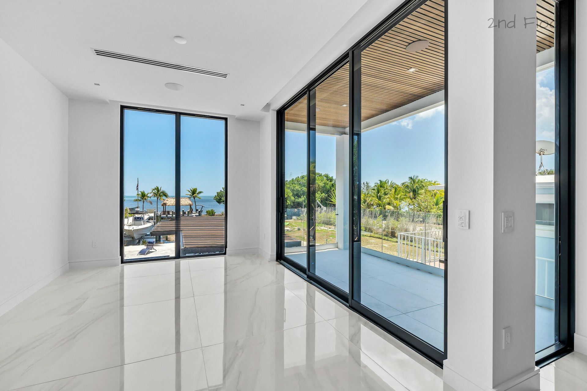 16 Seaside Avenue, Key Largo, FL 33037 Photo