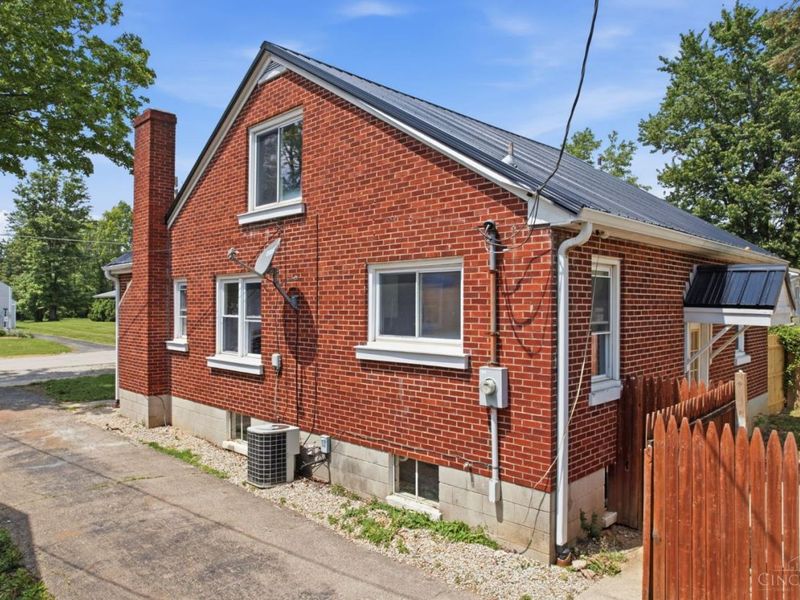 204 Grandin Drive, Pleasant Twp, OH 45121 Photo 6