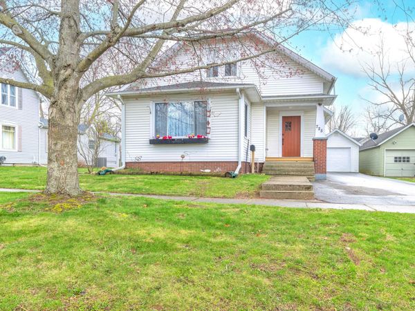 725 W Mansion Street, Marshall, MI 49068