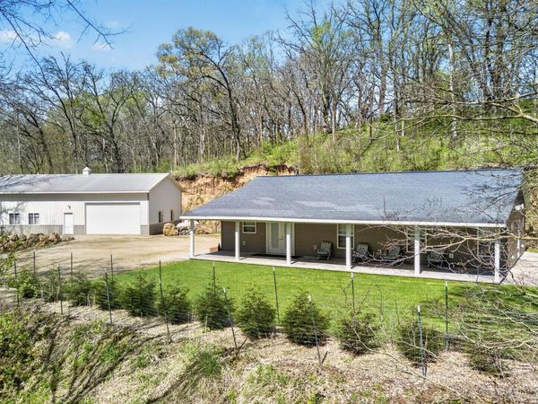 39568 569th Street, Zumbro Falls, MN 55991