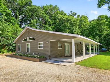 39568 569th Street, Zumbro Falls, MN 55991