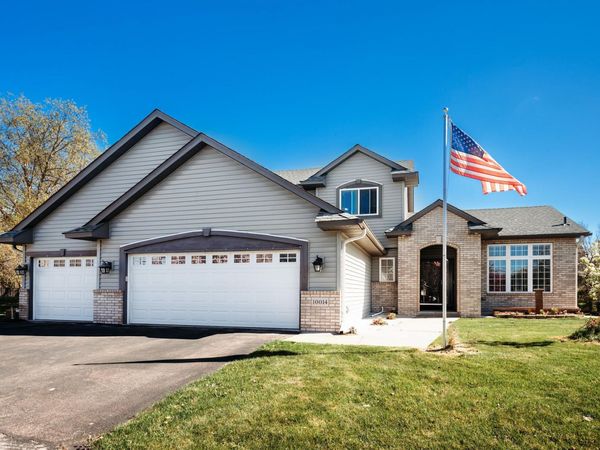 10014 Pin Oak Court N, Brooklyn Park, MN 55443