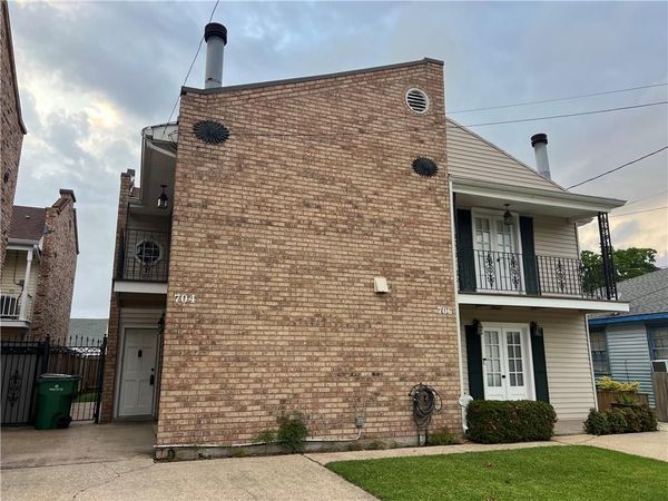 704 WALTHAM Street , Metairie, LA 70001