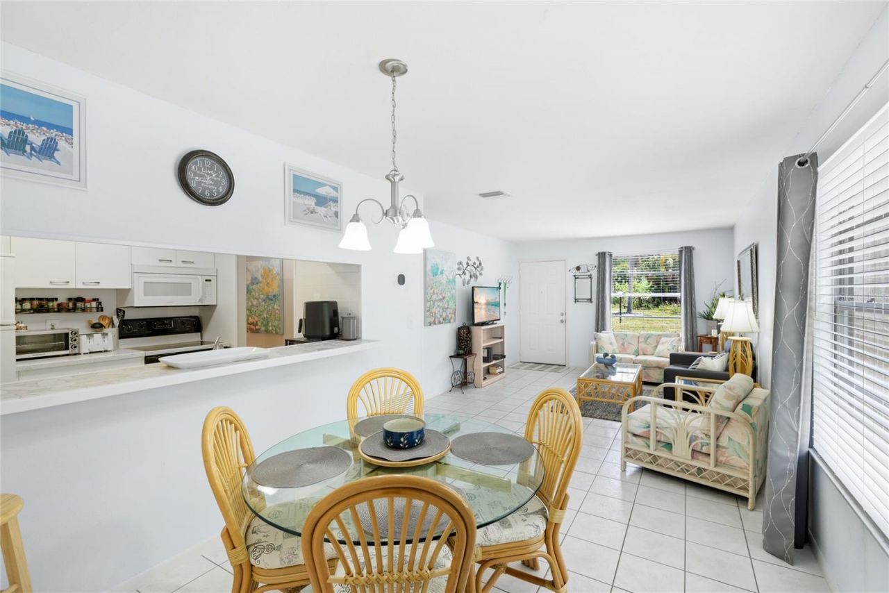 3634 59th Avenue W, Bradenton, FL 34210 Photo