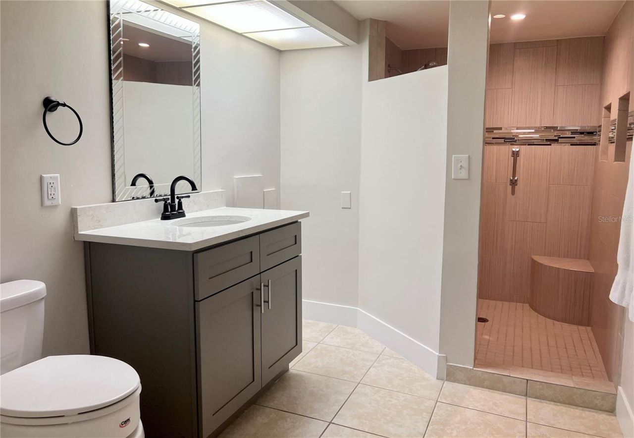 632 Edgewater Drive, Unit 139, Dunedin, FL 34698 Photo
