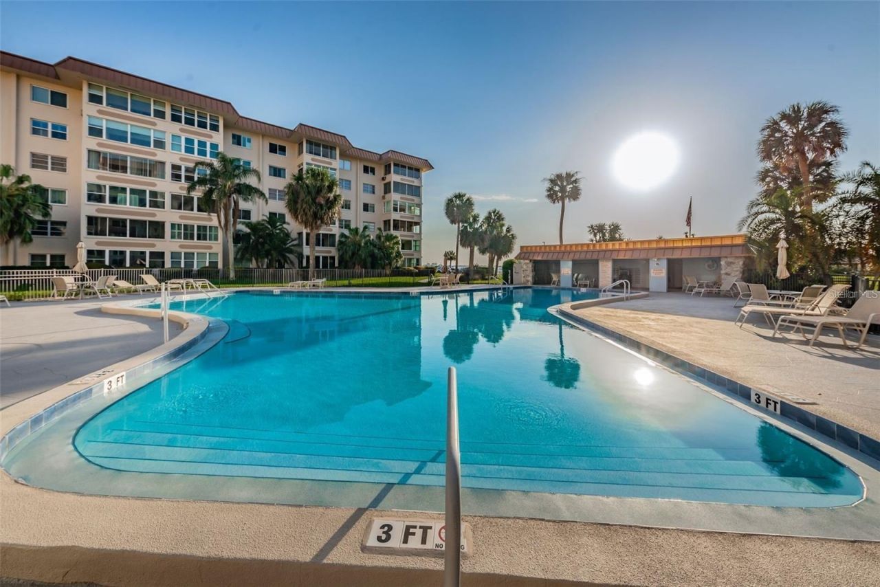 632 Edgewater Drive, Unit 139, Dunedin, FL 34698 Photo