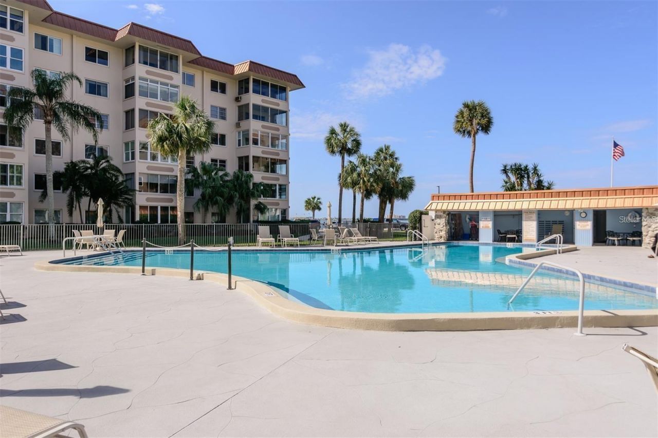 632 Edgewater Drive, Unit 139, Dunedin, FL 34698 Photo
