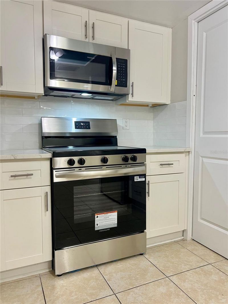 632 Edgewater Drive, Unit 139, Dunedin, FL 34698 Photo