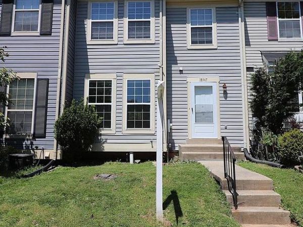 18365 HONEYLOCUST CIRCLE , GAITHERSBURG, MD 20879