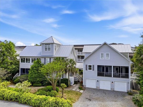 219 & 221 Olive Way, St. Simons Island, GA 31522
