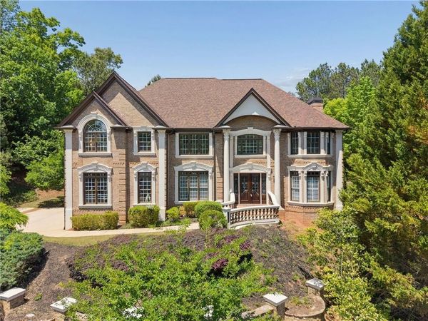 8585 Royal Troon Drive, Duluth, GA 30097