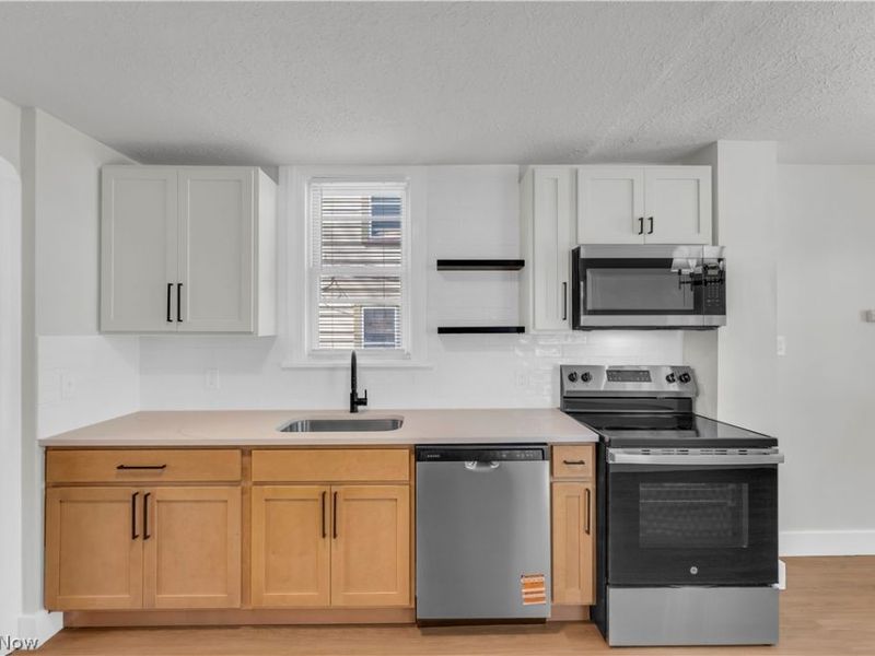 3363 W 136th Street, Cleveland, OH 44111 Photo 11