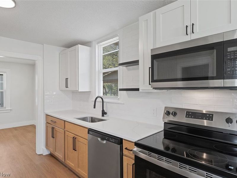 3363 W 136th Street, Cleveland, OH 44111 Photo 14