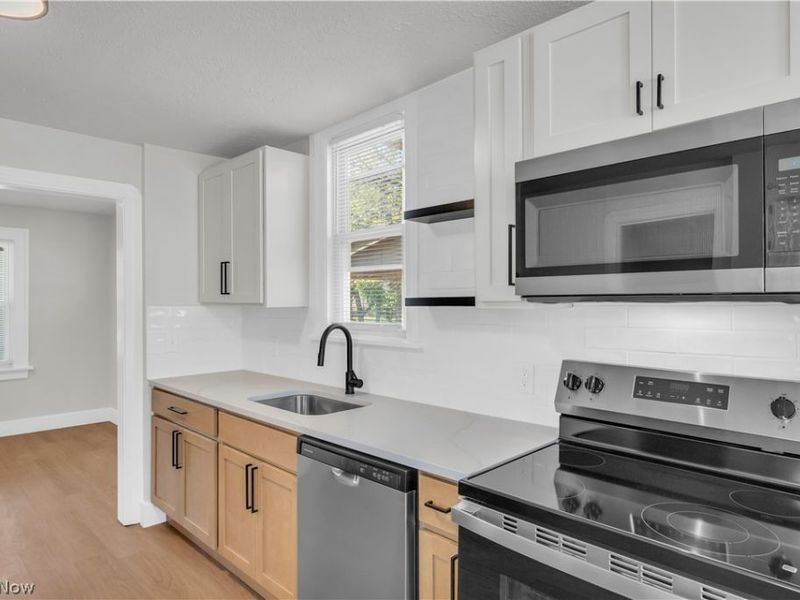 3363 W 136th Street, Cleveland, OH 44111 Photo 9