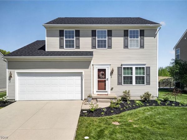 421 Greenfield Lane , Painesville, OH 44077