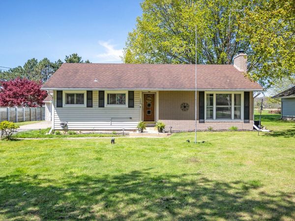 155 Elizabeth Drive, Owosso, MI 48867
