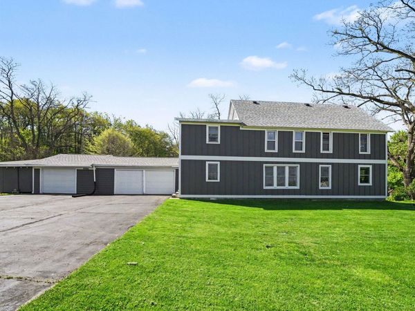 4270 Chamberlain Road, Buchanan, MI 49107