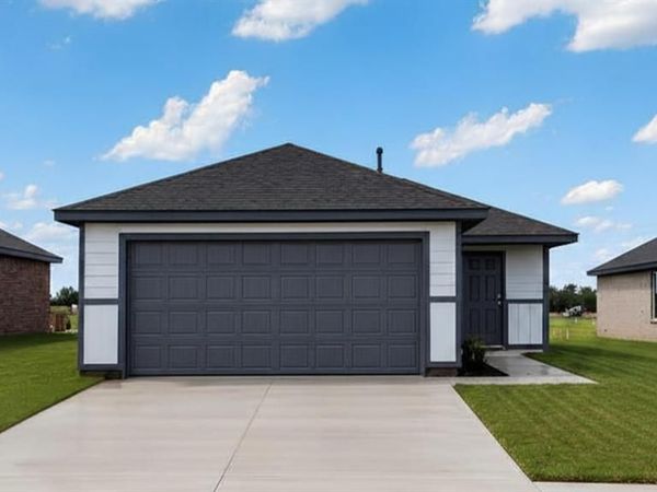 11537 SW 40th Street, Mustang, OK 73064